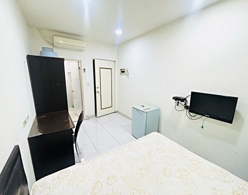 士林站、新裝潢、飲水機、水泥隔間、通風採光佳、低樓層 - Image 2
