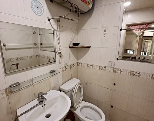 新埔民生🌟獨洗曬/水泥磚牆/包水網路/獨立電表/採光通風 - Image 7