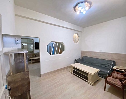 左營世運美透天#莒光商圈#全新裝潢可直接入住 - Image 2