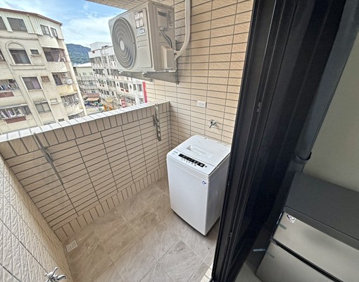 平面汽車位可租⭐大空間近勤益🏆電梯/陽台🏆室內機車位可租 - Image 7