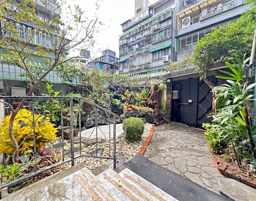 🌟專約🌟東門商圈獨棟庭園雅寓 - Image 2