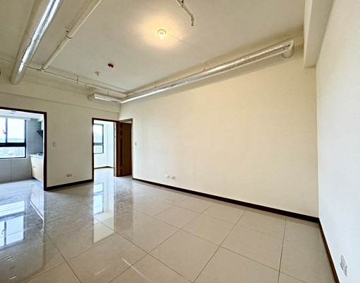 遠雄幸福成社區最便宜中高樓層無限視野超值三房平車出租 - Image 1