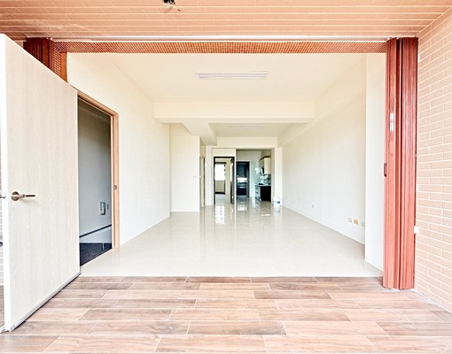 🔥獨家❇️樹孝商圈❇️臨路破百坪電梯店面別墅🏠 - Image 8