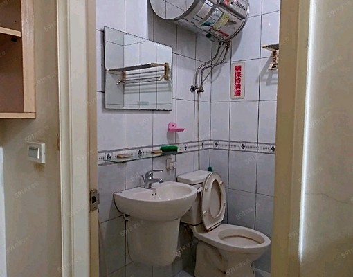 近金龍國小小資族溫馨獨立雙人套房免爬高走道窗大空間 - Image 5