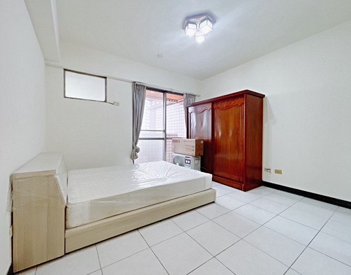 興大工學🌈採光美三房車位🌈傢俱全配 - Image 4