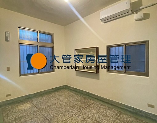 正市區優質4房透天空屋有孝親房附冷氣 - Image 11