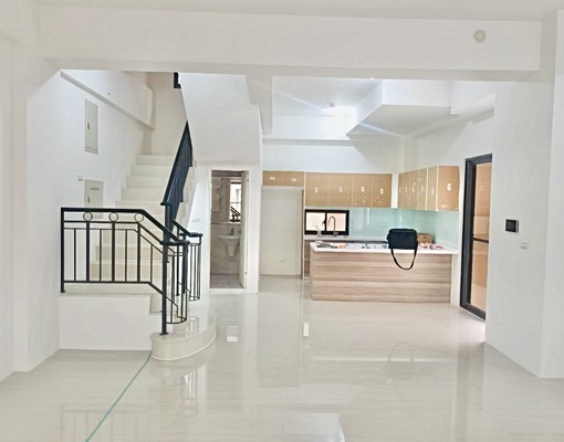 朝陽大學旁❗大四房雙車別墅✅職業不限🎯 - Image 4