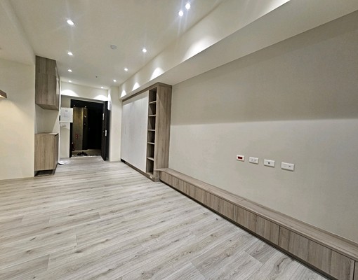 🏡小芳🏡A9長耀初全新精美裝潢3房車 - Image 1