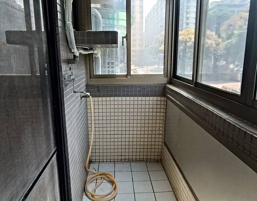 可多租補大三房全新家俱電24H管理🌟傢俱電全配🌟台水電 - Image 7