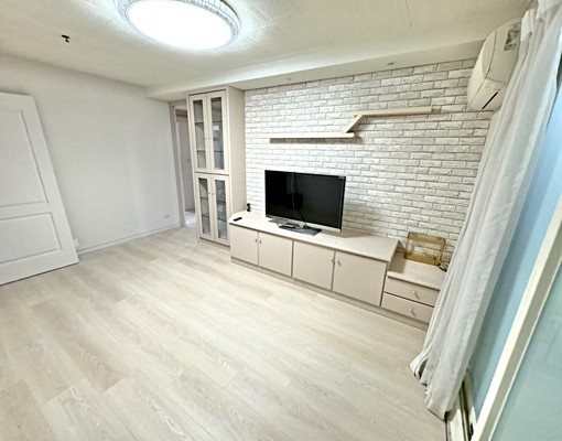 太平三房兩衛✨台水台電✨間間冷氣✨管理員✨子母車✨傢俱可談 - Image 1