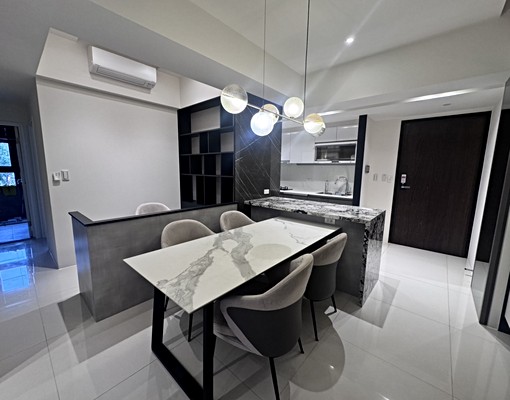 百萬裝潢/精美系統櫃/高質感美屋/直接可入住 - Image 3