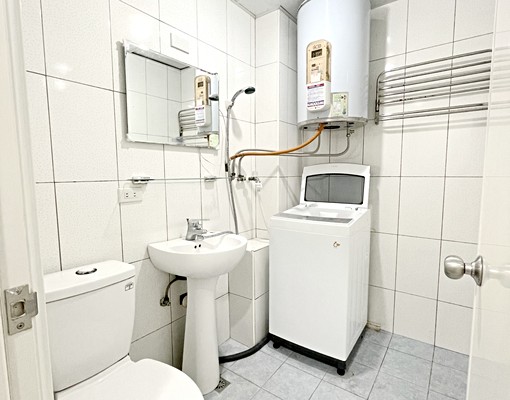 #北區/三民路/租補/超精華地段/一中街、中友百貨 - Image 10