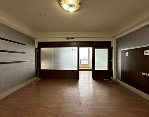 可租補|超讚近豐原車站太平洋百貨|水源路精華地段透天 - Image 2