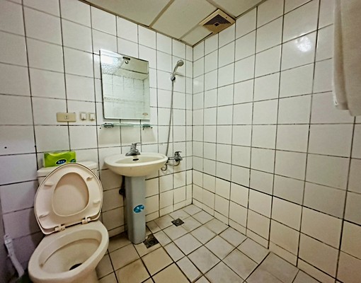 🏆台灣玉如🏆美崙1+2樓華廈店住 - Image 8