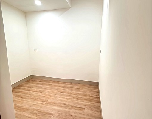 適合小家庭/上班族大學生合租/全新裝潢兩房/可租補/仲介勿擾 - Image 3