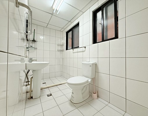 頂溪捷運+樂華商圈美美屋/大家房屋林明賜 - Image 4