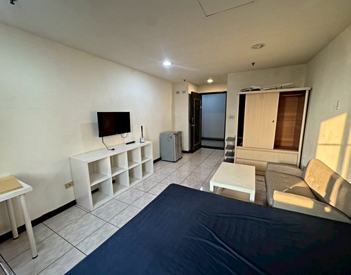 總管家🌻柳川高樓漂亮大套房🌻可租補 - Image 1