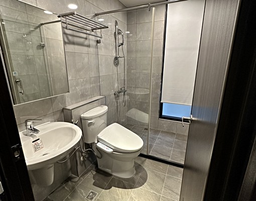 🏠公園旁✨電梯大樓獨立套房出租✨ - Image 3