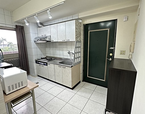 中山公園電梯旁2房，光線好，通風佳 - Image 3