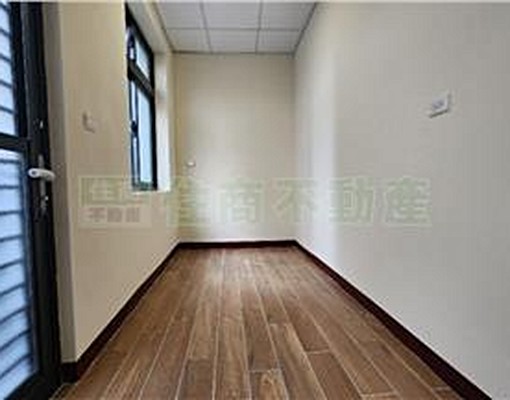 成功路靜巷全新整理透天出租 - Image 7