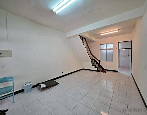 🍎永康勝利街四房透天出租,可戶籍租補 - Image 1