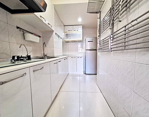 龍華國小超大空間輕軌捷運宅(4房改2房) - Image 10