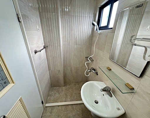 (免仲介費)獨立陽台7坪大套房!附設小廚房! - Image 10