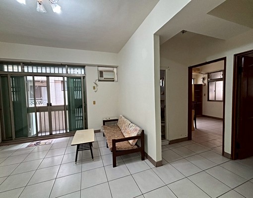 🎁星鴻社宅🎁中西區-大埔街-生活機能優健身公寓格局方正 - Image 1