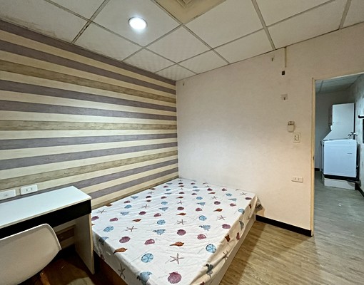 進興大🍁可租補🍁可寵🍁沙發🍁電梯管理員 - Image 4