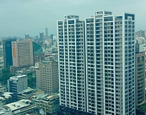 亞灣區[85大樓]特色主題套房三多商圈捷運站百貨旁家具齊 - Image 4