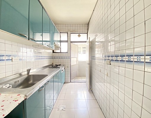 大墩商圈台水台電公寓★大三房★前後陽台附傢俱可租補 - Image 6