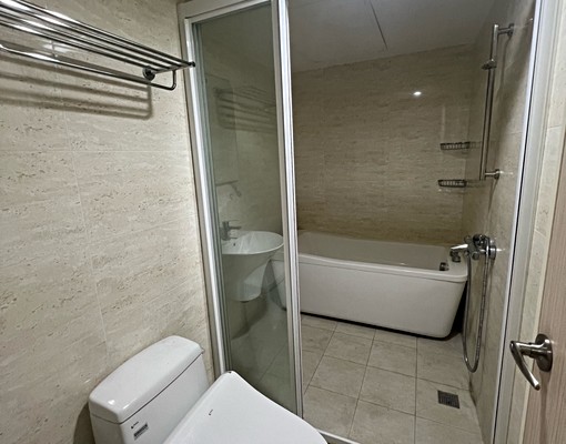 整層住家|悅誠高樓層2房平車可租補|交通方便近巨蛋 - Image 6