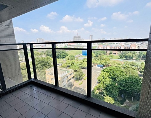 近LALAPORT、旱溪夜市、學校💛高樓層4房平面車位 - Image 1