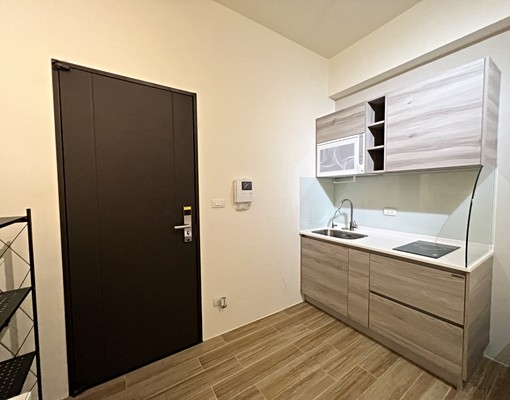 遠百*喜來登旁*罕見文青風*超美裝潢* - Image 11