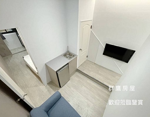 逢甲台電包水★質感系統裝潢★陽台獨洗 - Image 1