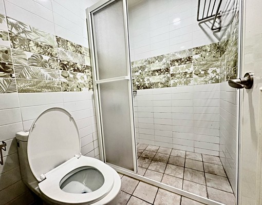 搶手美裝潢大套房/可租補/台電計價/含網路.機車位.飲水機 - Image 9