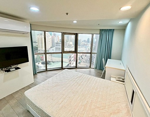 ✅可租補💫西區勤美景觀電梯大套房+包水網四台(有管理員) - Image 1