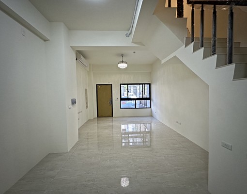 綠光計劃全新透天✨️大四房雙車位💥社區專屬公園咖啡廳 - Image 2