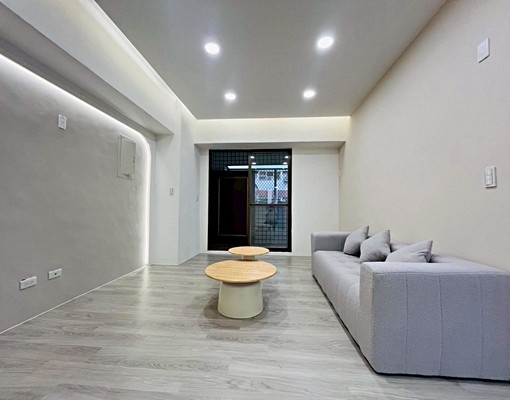 近文山國小＃秒殺質感裝潢三房兩廳＃家具全配＃可租補 - Image 1