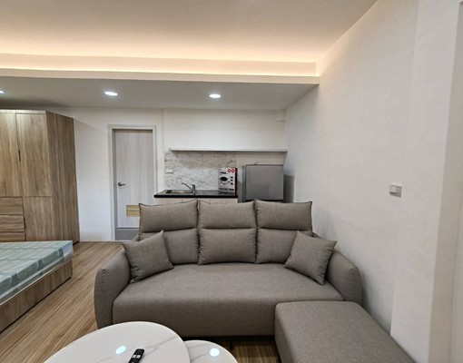 可租屋補助、全新整理9坪套房、獨立陽台和洗衣機 - Image 4