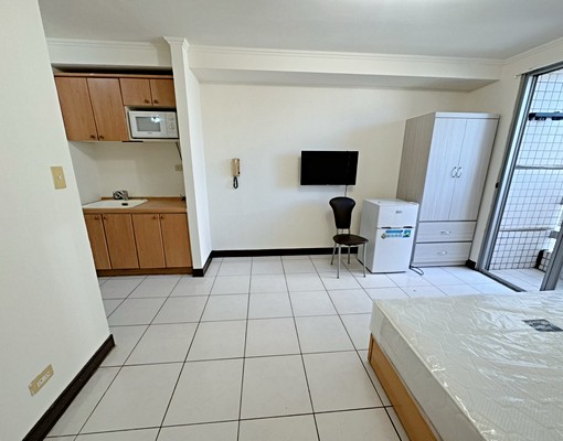 西區勤美術館🎃台水台電🎃乾淨明亮🎃可租補🎃生活機能優 - Image 2