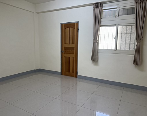 😄樂樂~正樹王路上全新整理透天+側邊倉庫廠房😄 - Image 5