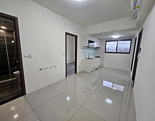 南區全新完工美2房💎採光佳可租補禁寵🏆近五權車站 - Image 3