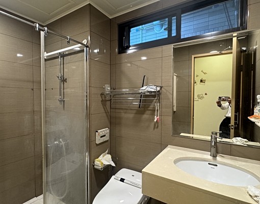 綠光大三室|平面車位綠景戶✨李李好房✨ - Image 6