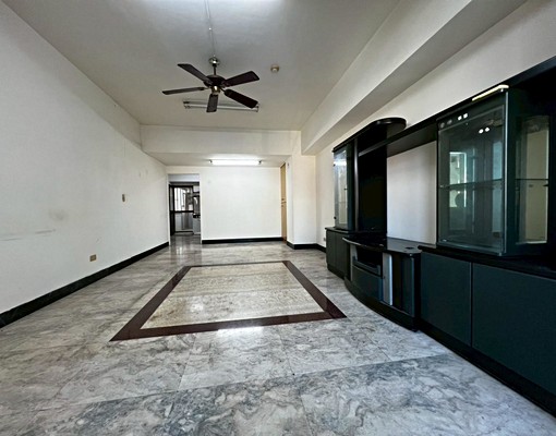 德信街寬敞三房免仲可申請補助另有平面車位可租🏠兆基社會住宅 - Image 1