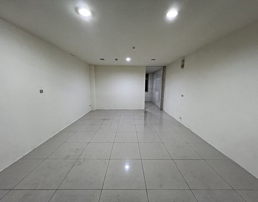 🔶北區好市多旁超值獨棟5房整新透天🔶 - Image 1