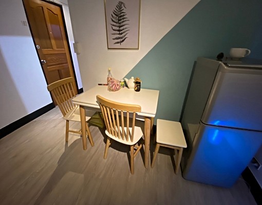 可租補-三重正義南路-限女-電梯採光雅房(獨立洗手間) - Image 6