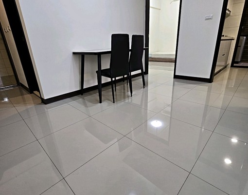 可租補!民族公園旁6年電梯大樓稀有前後陽台大兩房 - Image 4