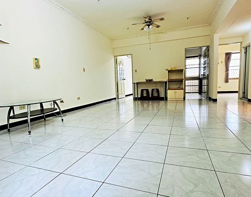 文心崇德商圈🍁崇德第一家💫機能優💫四房含車可租補設戶籍 - Image 2