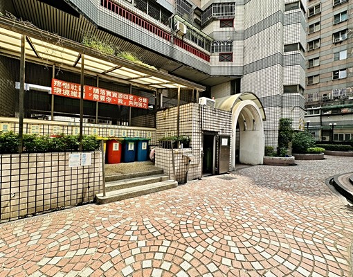 文心崇德商圈🍁崇德第一家💫機能優💫四房含車可租補設戶籍 - Image 12